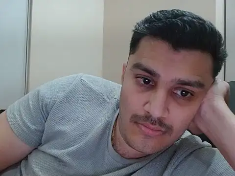 robintoit online show from April 14, 2026, 2:55 pm