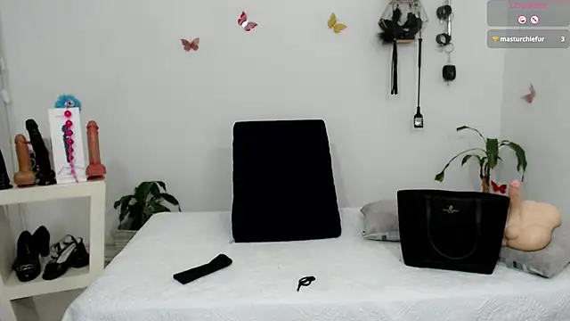 mom hot   online show from September 25, 2025, 11:22 pm