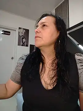 Natasha milf   online show from June 17, 2026, 5:12 pm