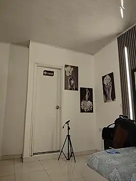 Natasha milf   online show from November 30, 2025, 12:55 am