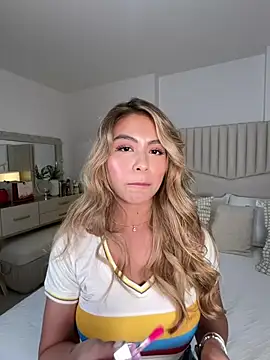  laura 02 online show from June 17, 2026, 11:36 pm