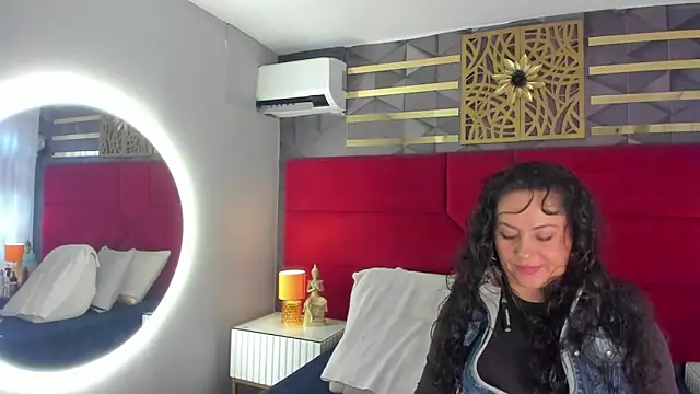 hanny milf online show from April 23, 2026, 11:49 am