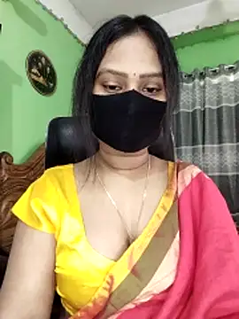 Idhika Paul online show from April 22, 2026, 7:48 am