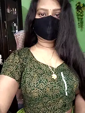 Idhika Paul online show from April 26, 2026, 8:00 am