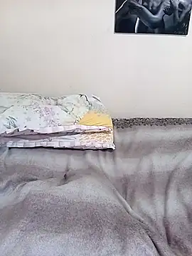 MaskedGQ online show from November 30, 2025, 11:11 am