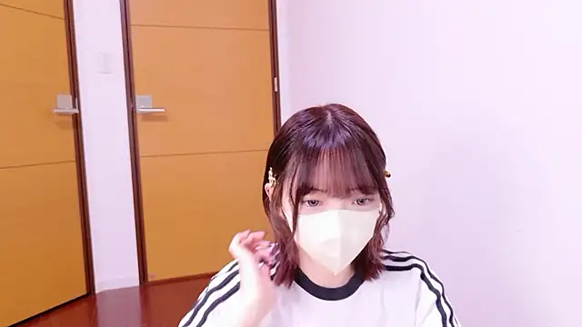 ranran ch online show from October 3, 2025, 7:32 am