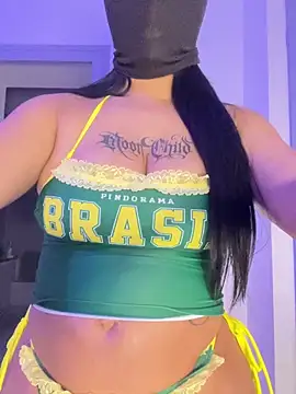 kamila french online show from February 27, 2026, 9:25 pm