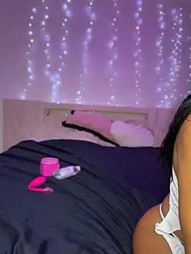kamila french online show from July 31, 2026, 10:29 pm