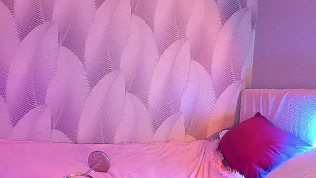 CrystalRey online show from March 11, 2025, 5:24 am