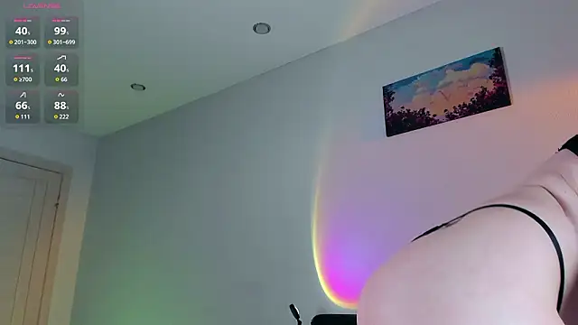 CrystalRey online show from March 17, 2026, 9:12 am