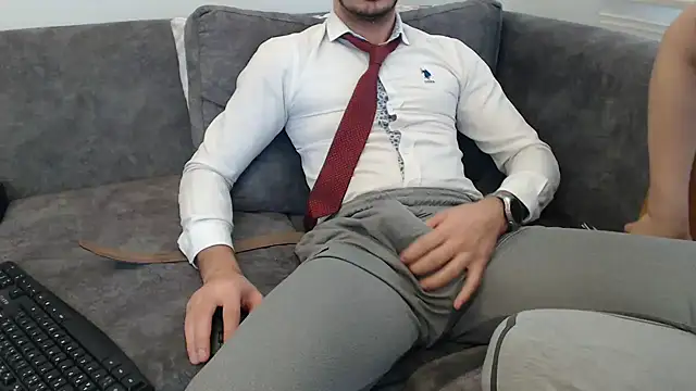 Naughtb0y online show from February 7, 2026, 10:23 am