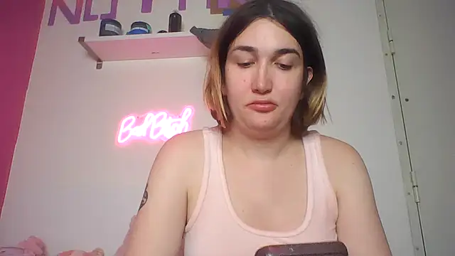 Icy  Diamond online show from May 7, 2026, 8:56 pm