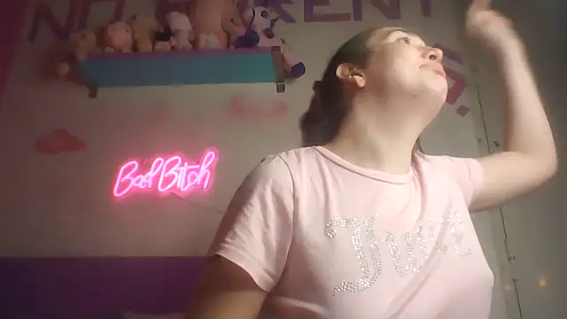 Icy  Diamond online show from August 2, 2026, 9:01 pm