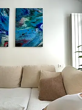 LuisaBecker online show from November 16, 2025, 11:15 am