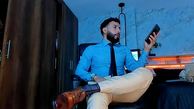 bruno woods online show from February 27, 2025, 4:54 pm