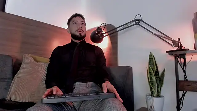 bruno woods online show from May 4, 2026, 3:48 pm