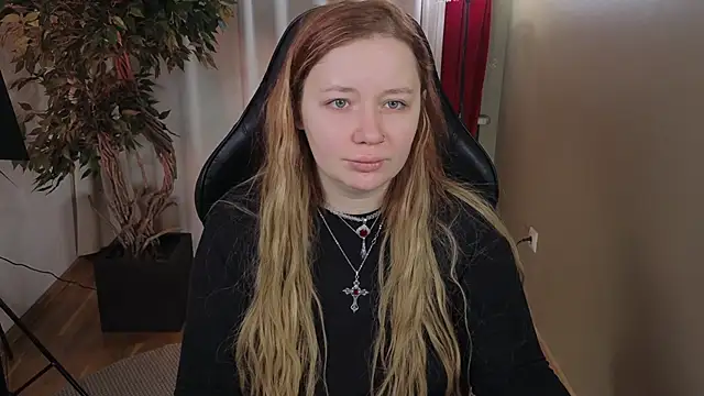 Snapshot of carolina_elf chatting on February 3, 2026, 5:16 am carolina elf online show from February 3, 2026, 5:16 am