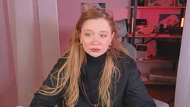 Snapshot of carolina_elf chatting on March 5, 2026, 5:15 am carolina elf online show from March 5, 2026, 5:15 am