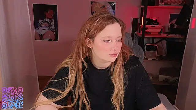 Snapshot of carolina_elf chatting on February 24, 2026, 5:19 am carolina elf online show from February 24, 2026, 5:19 am