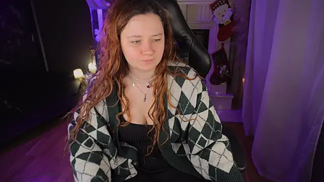 Snapshot of carolina_elf chatting on December 16, 2025, 5:11 am carolina elf online show from December 16, 2025, 5:11 am