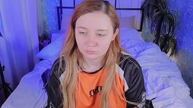 Snapshot of carolina_elf chatting on March 12, 2026, 6:28 am carolina elf online show from March 12, 2026, 6:28 am