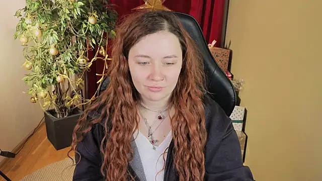 Snapshot of carolina_elf chatting on January 7, 2026, 5:34 am carolina elf online show from January 7, 2026, 5:34 am