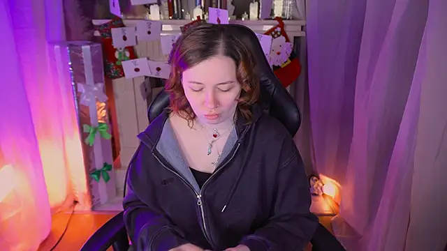 Snapshot of carolina_elf chatting on January 13, 2026, 5:11 am carolina elf online show from January 13, 2026, 5:11 am