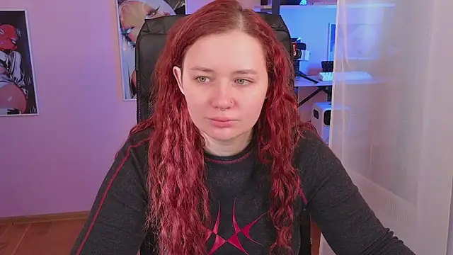 Snapshot of carolina_elf chatting on October 8, 2025, 6:26 am carolina elf online show from October 8, 2025, 6:26 am