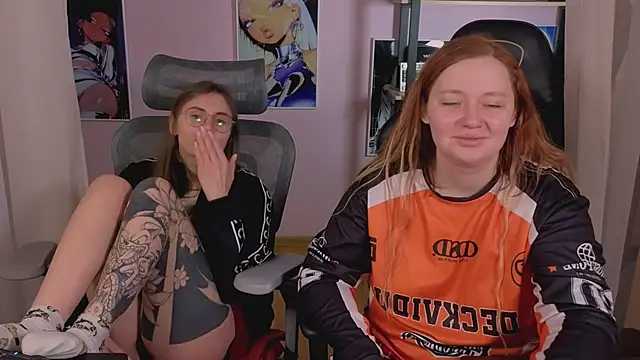 Snapshot of carolina_elf chatting on February 1, 2026, 5:49 am carolina elf online show from February 1, 2026, 5:49 am