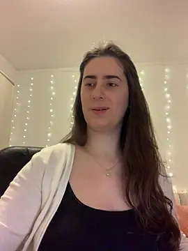 INELIKA online show from April 11, 2026, 11:41 pm