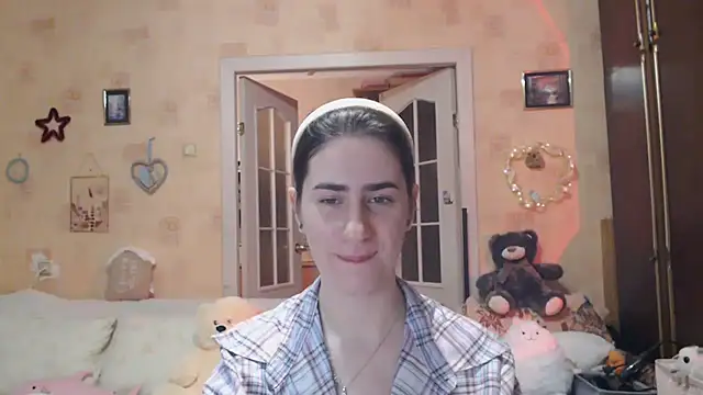 INELIKA online show from September 21, 2025, 9:09 pm