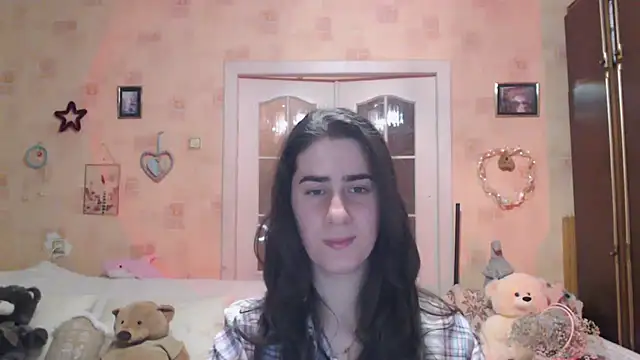 INELIKA online show from November 25, 2025, 9:04 pm