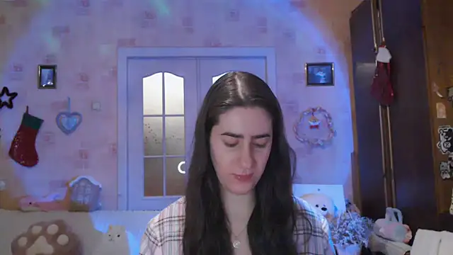 Snapshot of INELIKA chatting on February 15, 2026, 9:14 pm INELIKA online show from February 15, 2026, 9:14 pm