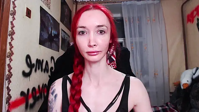 Roxy Silver online show from April 22, 2026, 8:37 pm