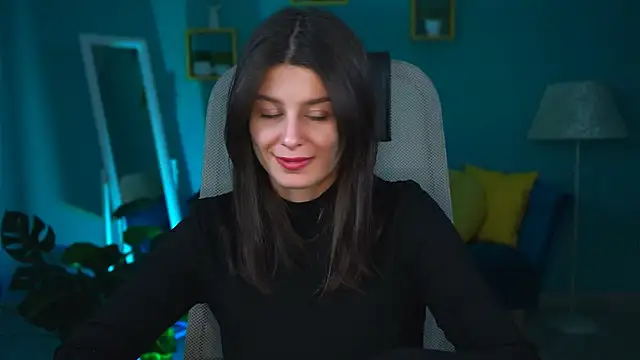 NicoleMun online show from February 7, 2025, 2:04 pm