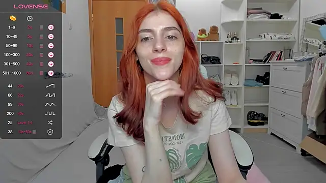Snapshot of broosnica1 chatting on June 9, 2026, 8:15 am broosnica1 online show from June 9, 2026, 8:15 am