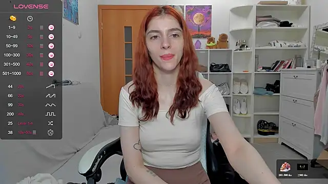Snapshot of broosnica1 chatting on June 19, 2026, 5:57 am broosnica1 online show from June 19, 2026, 5:57 am