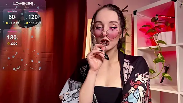 Alice Succuby online show from February 7, 2025, 6:56 pm