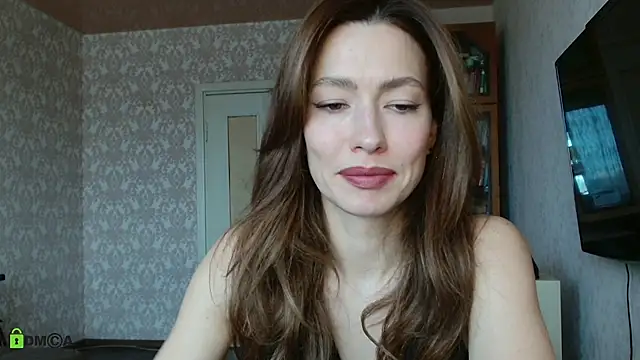 alicia spicy online show from October 11, 2025, 10:49 am