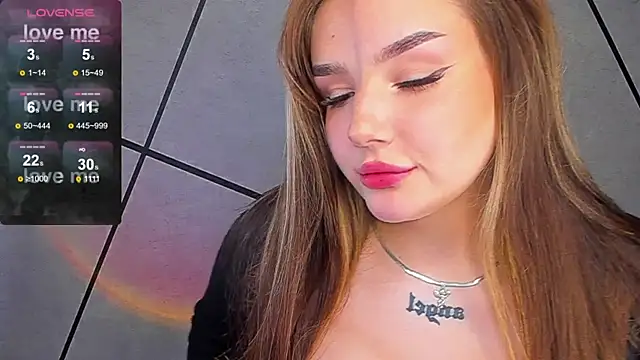 little m0use online show from September 13, 2025, 5:24 pm