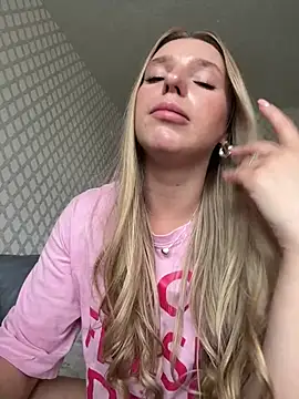 adel secret online show from July 10, 2026, 1:22 pm