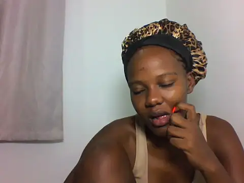 Deliciousbabe online show from June 26, 2026, 3:23 am