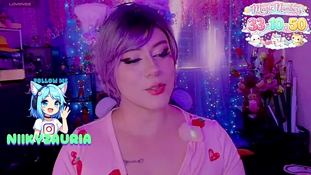  niiky online show from April 21, 2026, 7:53 pm
