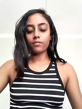 cleopatra-phaedra online show from February 25, 2025, 1:53 pm