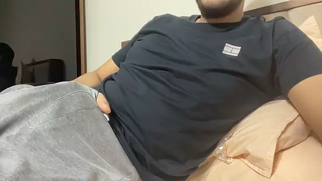 Mooka69 online show from April 19, 2026, 11:18 pm