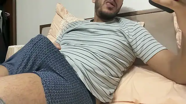 Mooka69 online show from April 21, 2026, 11:11 pm