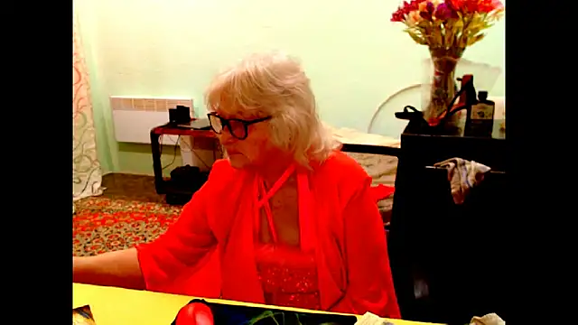 Natali7634 online show from May 9, 2026, 3:43 am