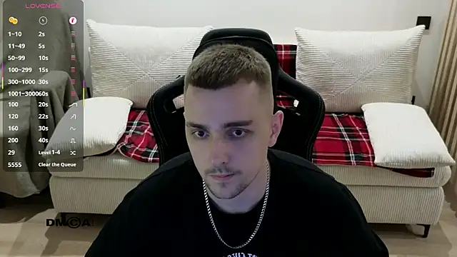 Snapshot of Larstar01 chatting on March 2, 2026, 10:49 pm Larstar01 online show from March 2, 2026, 10:49 pm