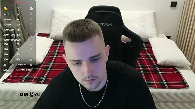 Snapshot of Larstar01 chatting on March 15, 2026, 1:07 pm Larstar01 online show from March 15, 2026, 1:07 pm