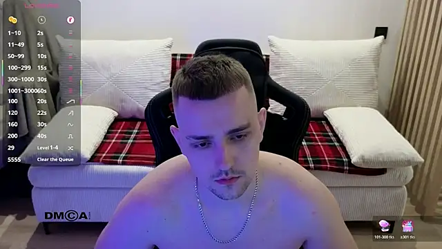 Snapshot of Larstar01 chatting on March 12, 2026, 10:58 pm Larstar01 online show from March 12, 2026, 10:58 pm